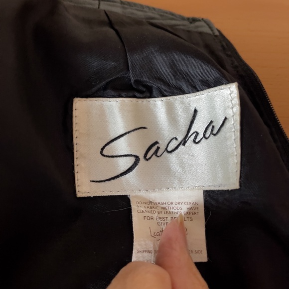 SACHA Leather Mini-Skirt - Picture 3 of 4